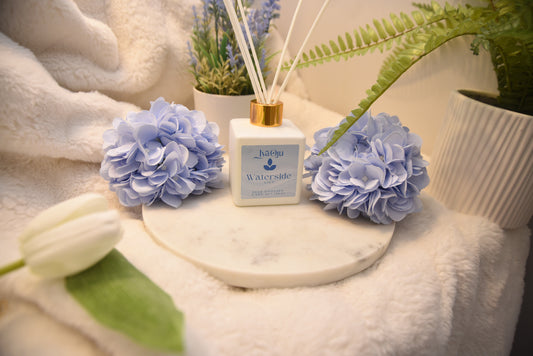 Waterside Lily: Reed Diffuser